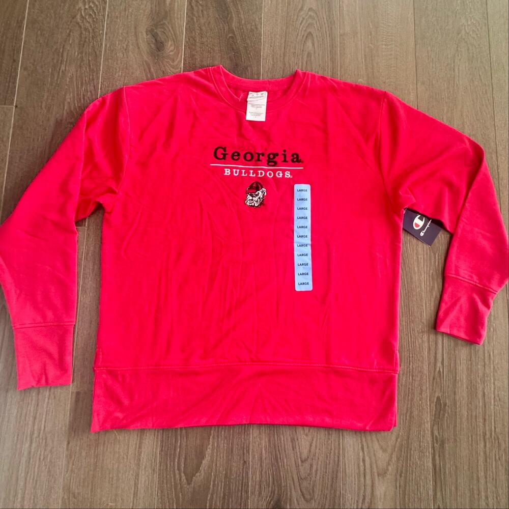 NCAA University Georgia Bulldogs Champions Sweatshirt Embroidered Logo Red Large